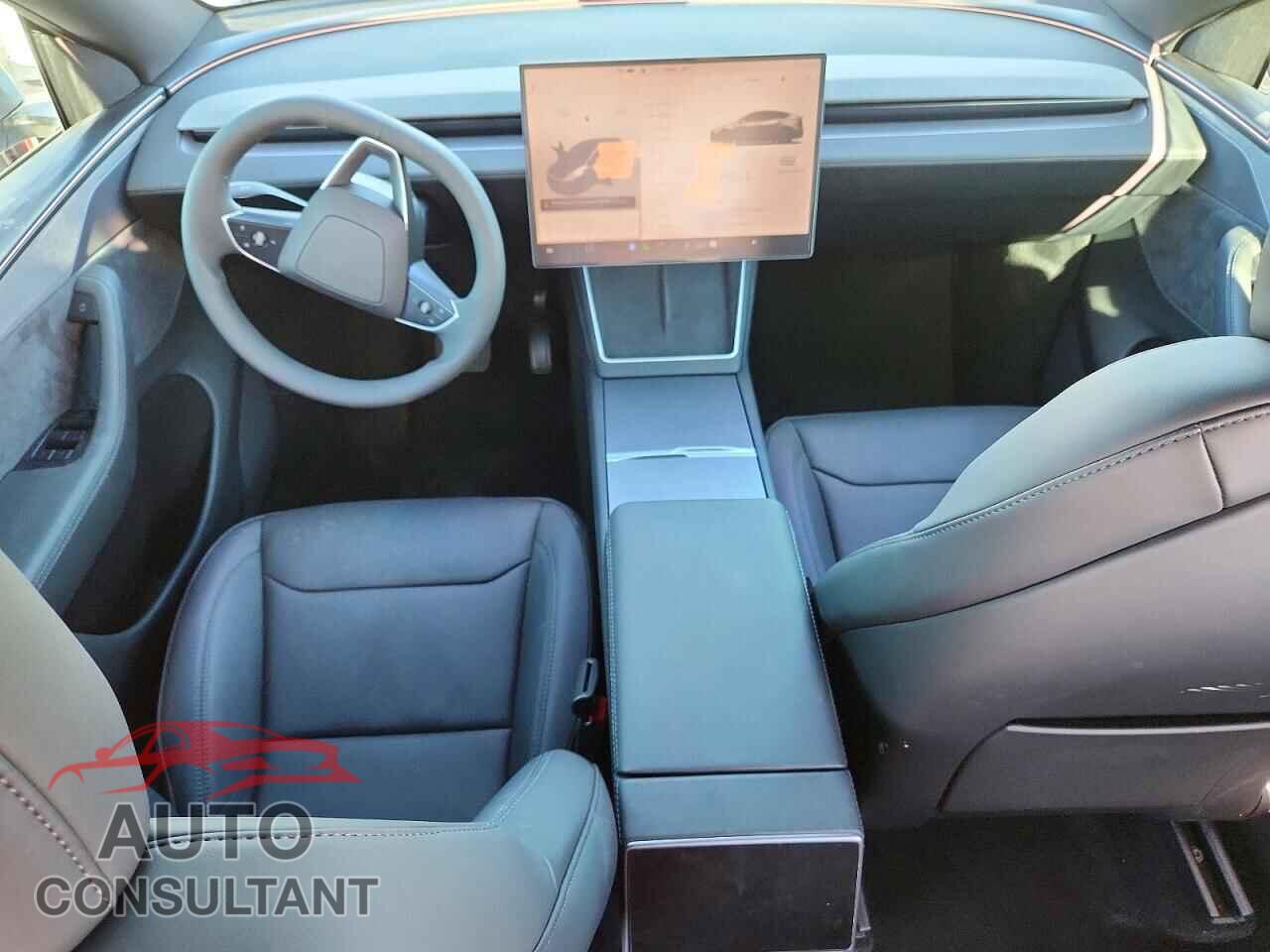 TESLA MODEL Y 2026 - 7SAYGDEEXTF703379