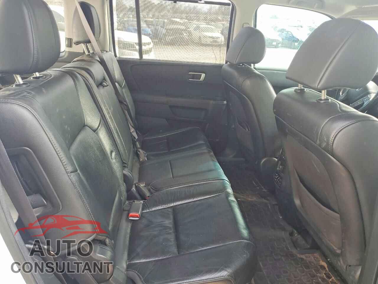 HONDA PILOT 2014 - 5FNYF4H91EB009052