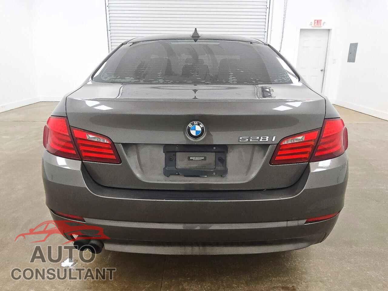 BMW 5 SERIES 2012 - WBAXG5C59CDX02794