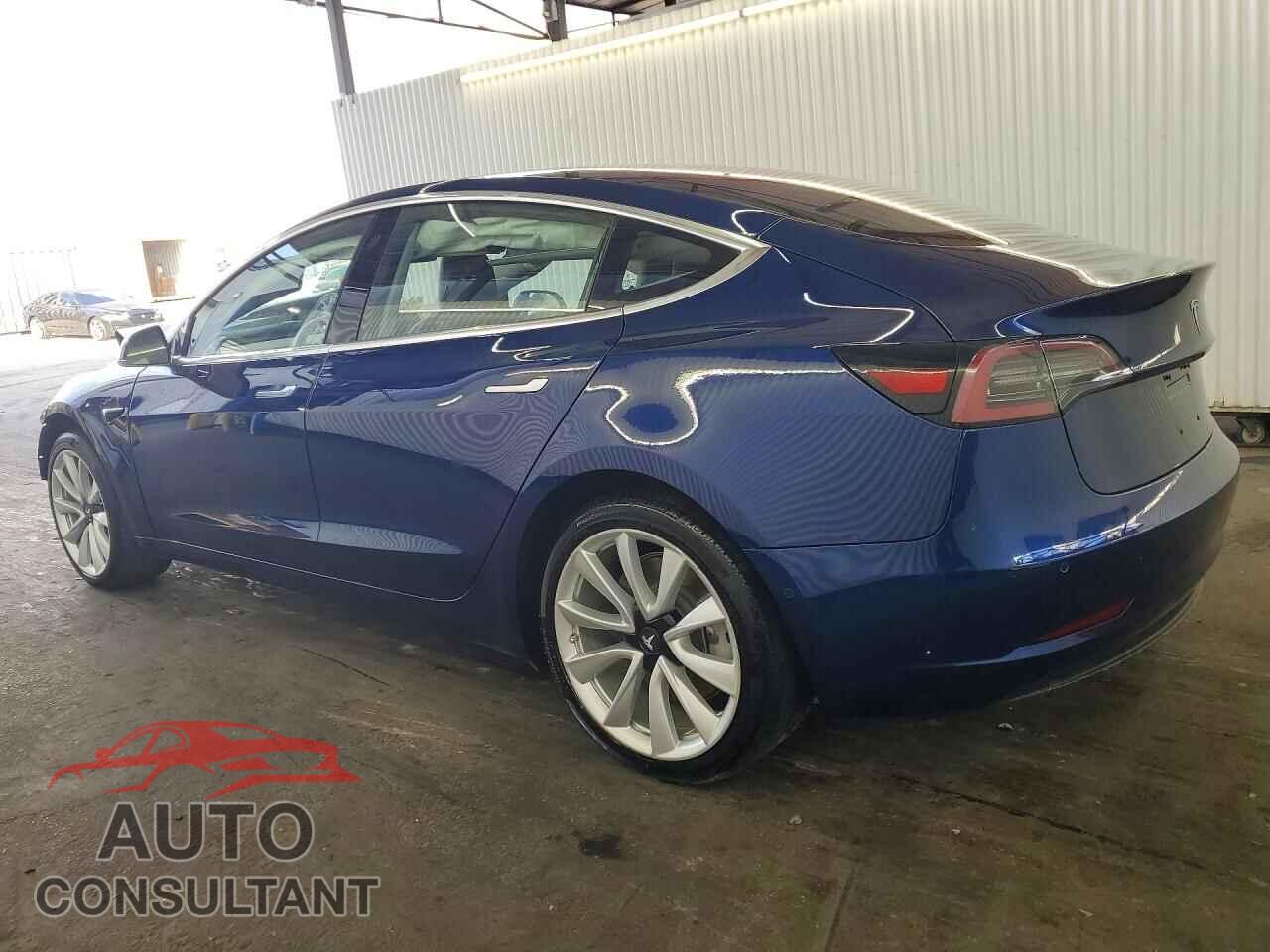 TESLA MODEL 3 2018 - 5YJ3E1EAXJF015601