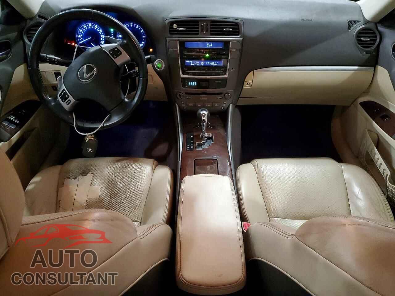 LEXUS IS 2012 - JTHCF5C22C5058154