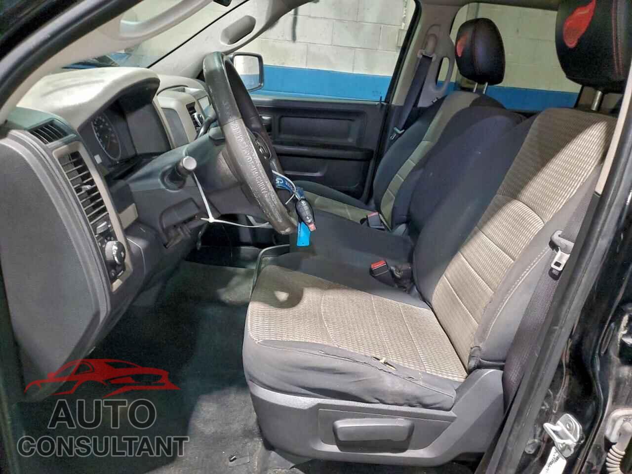 DODGE RAM 1500 2012 - 1C6RD7KT4CS263331