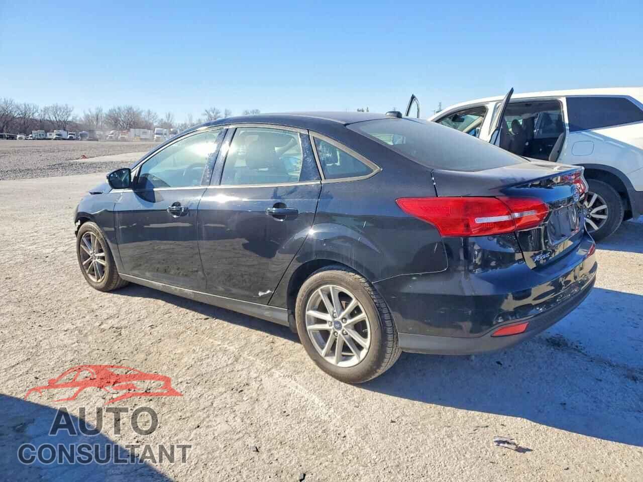 FORD FOCUS 2017 - 1FADP3F20HL217068