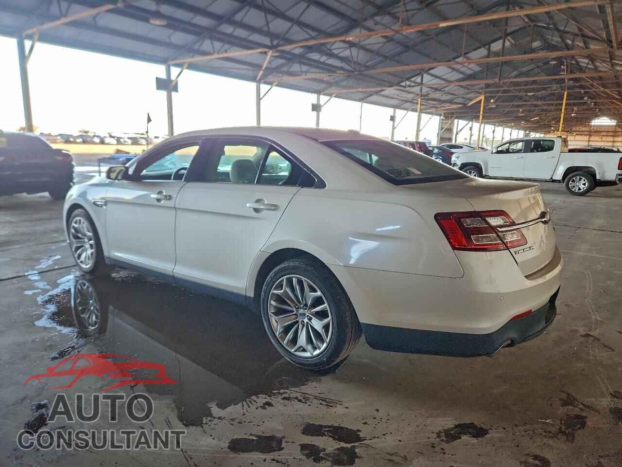 FORD TAURUS 2015 - 1FAHP2F85FG139456