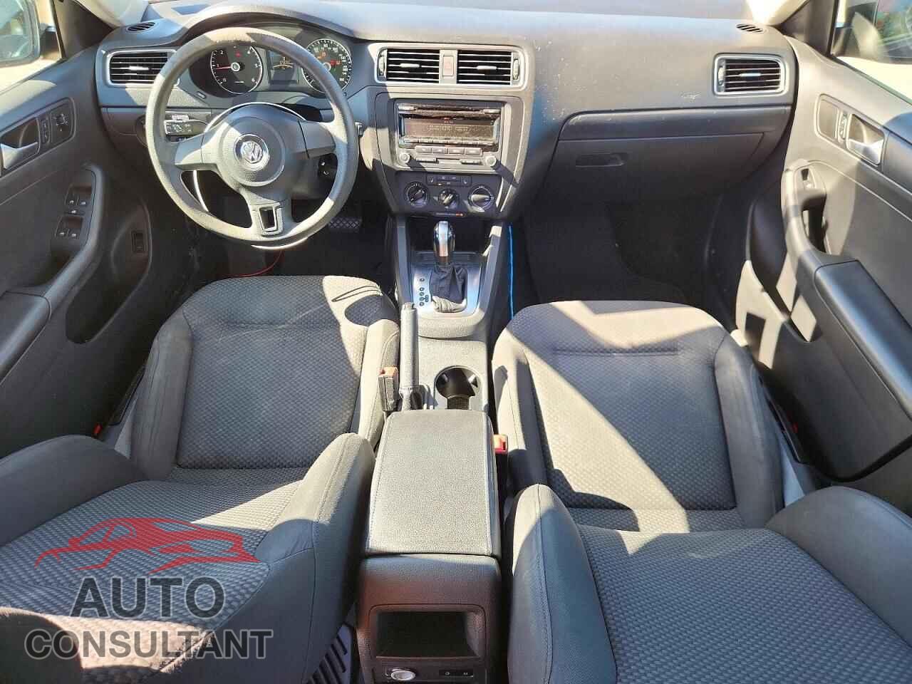 VOLKSWAGEN JETTA 2014 - 3VWLL7AJ2EM325142