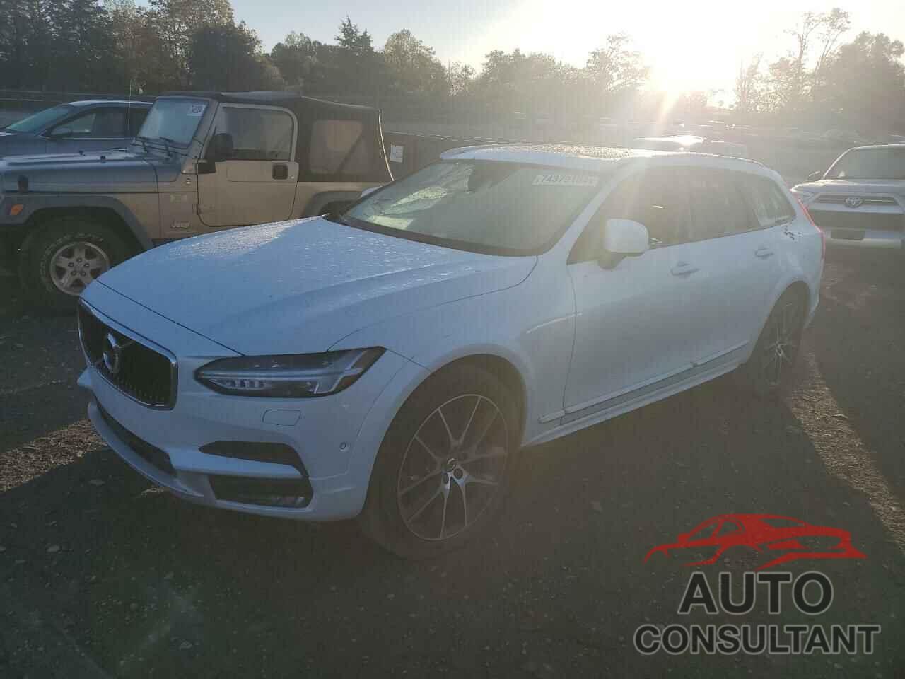 VOLVO V90 2018 - YV4A22NL7J1013883