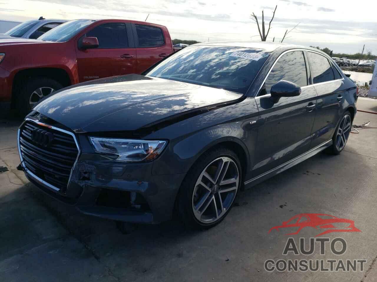 AUDI A3 2018 - WAUJ8GFF8J1037016