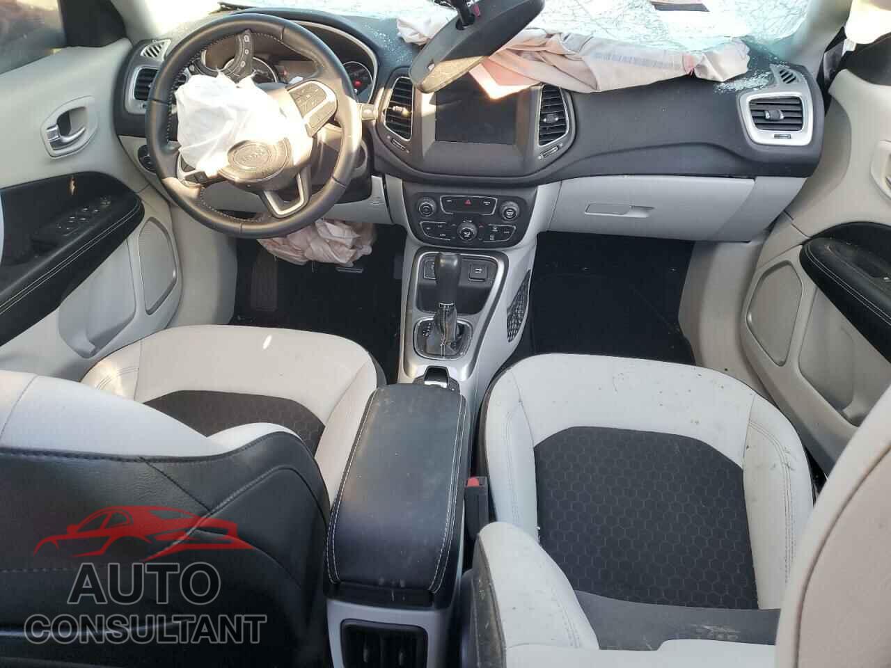 JEEP COMPASS 2019 - 3C4NJCBB4KT685886