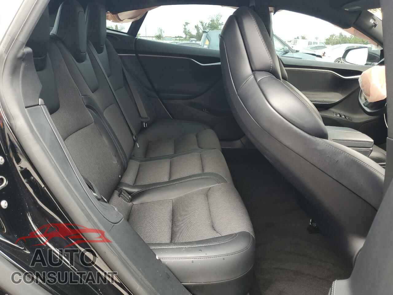 TESLA MODEL S 2018 - 5YJSA1E29JF287993
