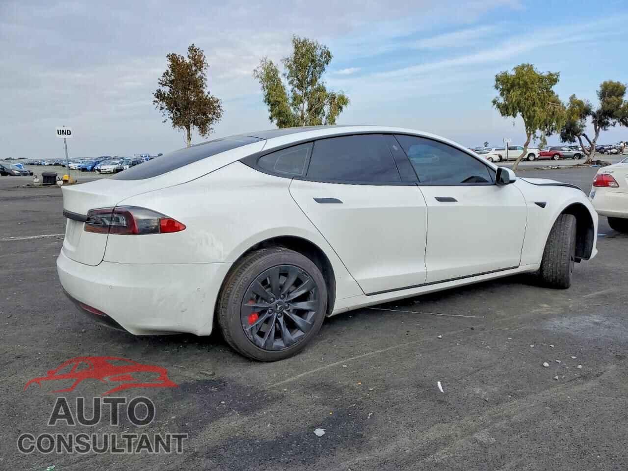 TESLA MODEL S 2018 - 5YJSA1E21JF243180