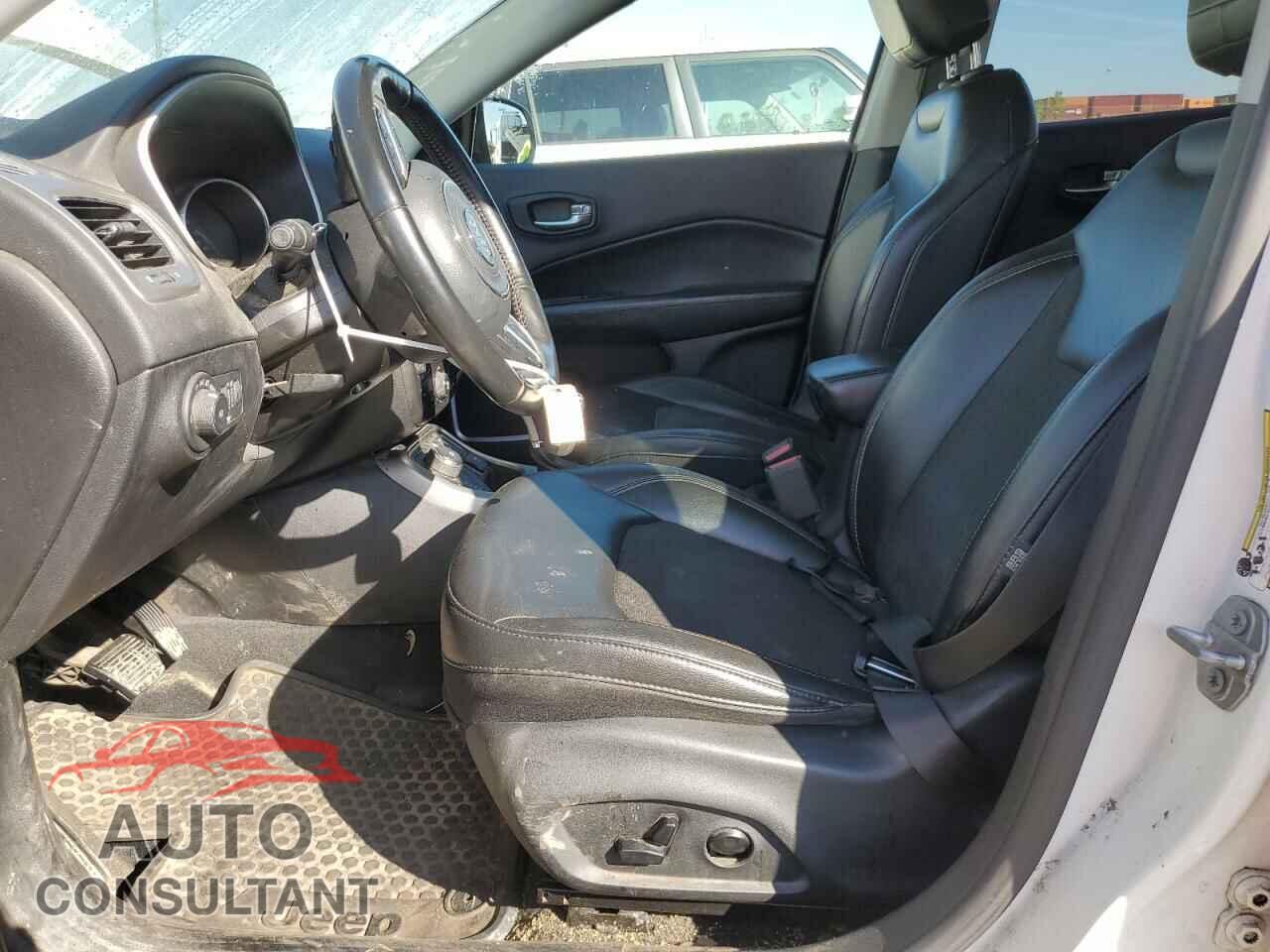 JEEP COMPASS 2019 - 3C4NJDBB0KT628610
