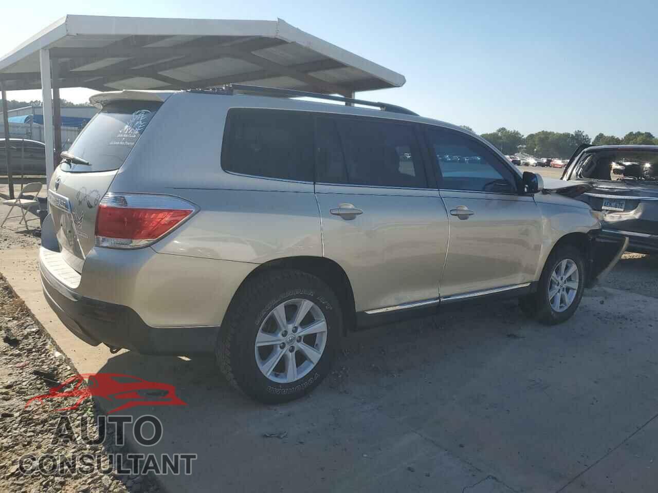 TOYOTA HIGHLANDER 2013 - 5TDZK3EH8DS108659