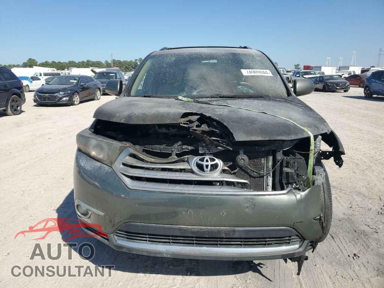 TOYOTA HIGHLANDER 2011 - 5TDBK3EH2BS068741