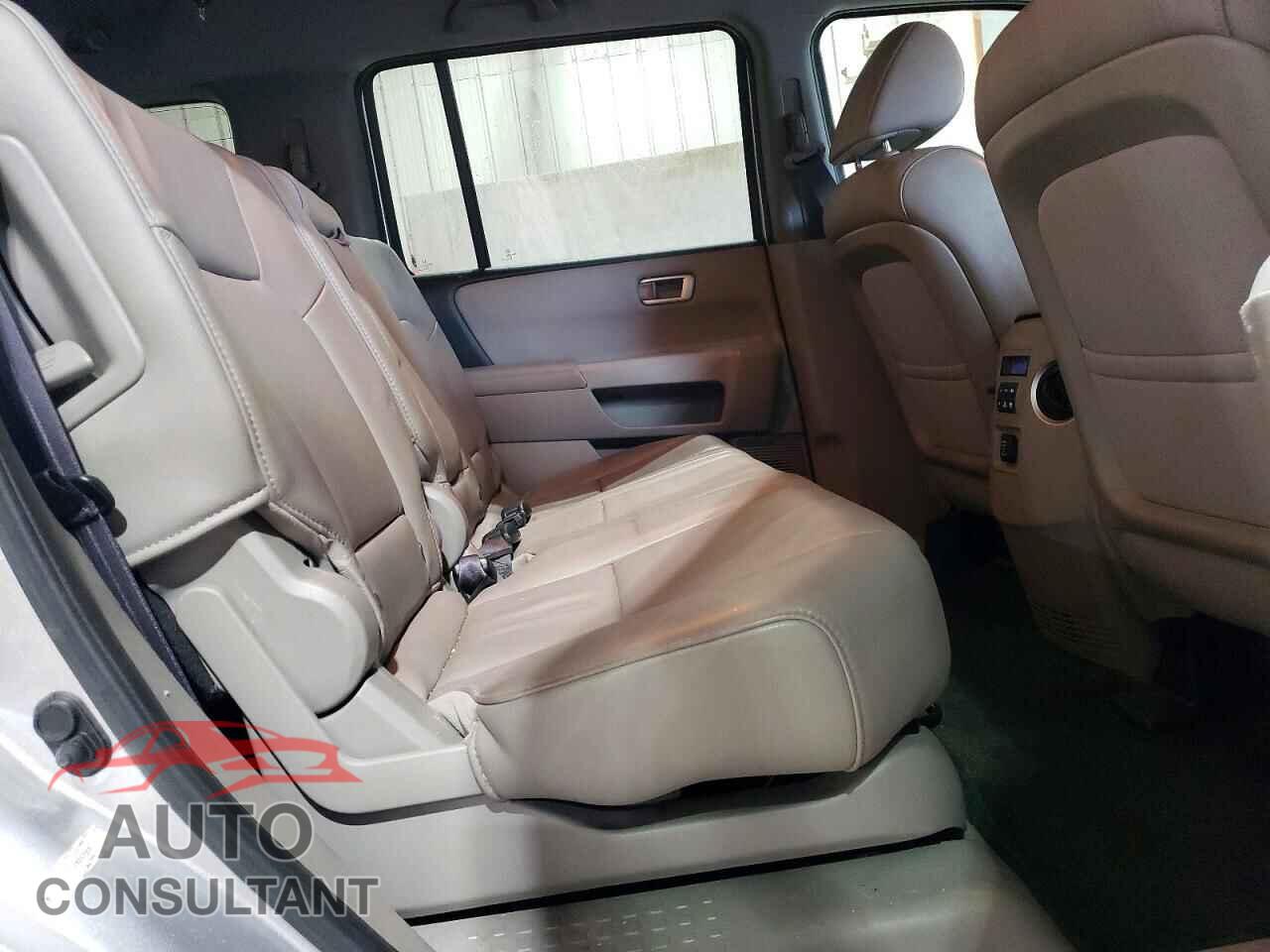 HONDA PILOT 2014 - 5FNYF4H72EB057559