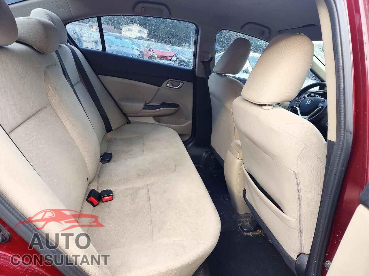 HONDA CIVIC 2013 - 2HGFB2F50DH525792