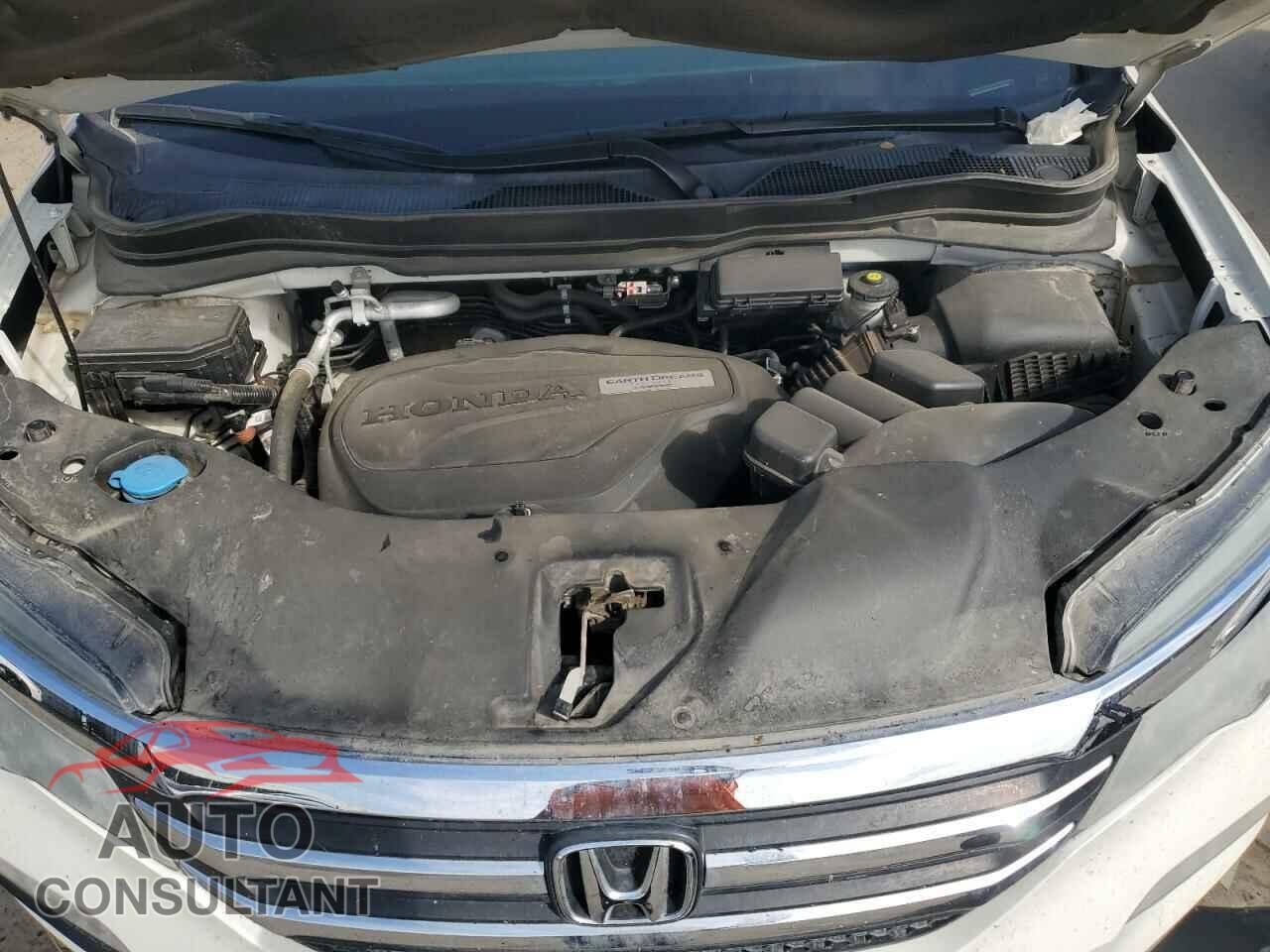 HONDA PILOT 2018 - 5FNYF6H35JB022775