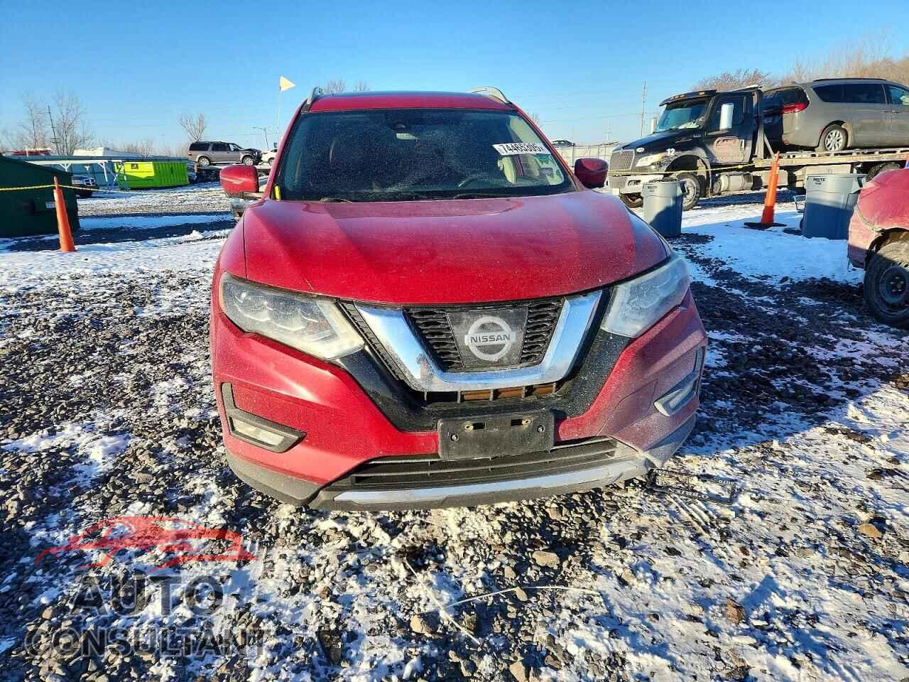 NISSAN ROGUE 2017 - 5N1AT2MV1HC837665