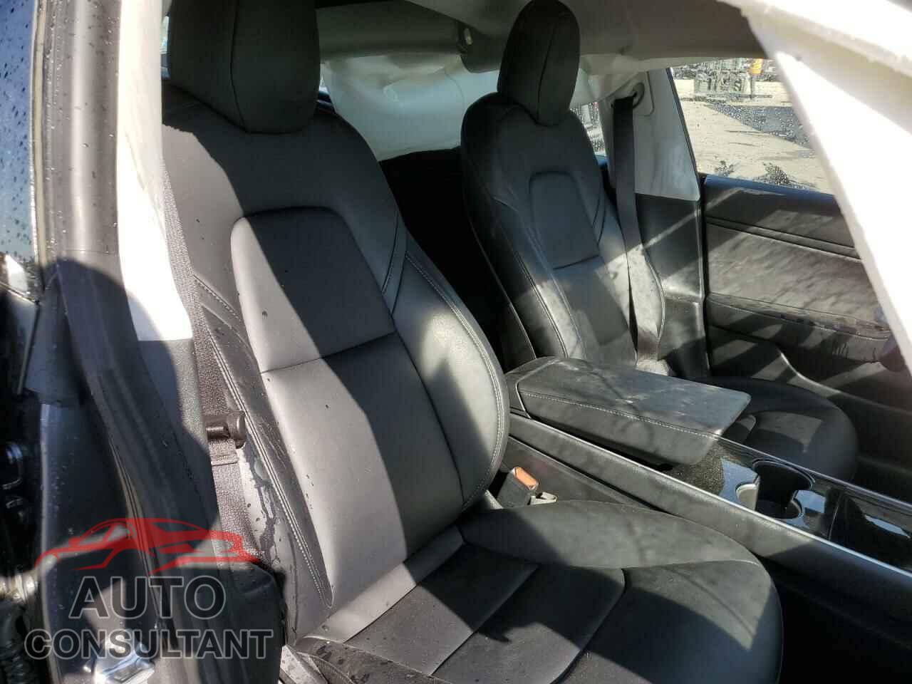 TESLA MODEL 3 2020 - 5YJ3E1EB3LF746284