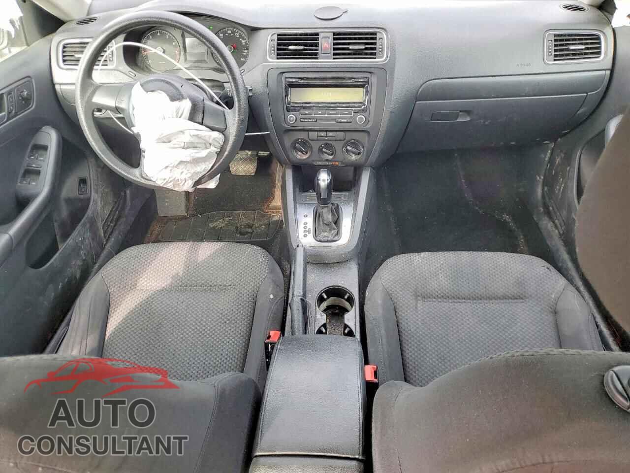 VOLKSWAGEN JETTA 2014 - 3VW2K7AJ4EM394784