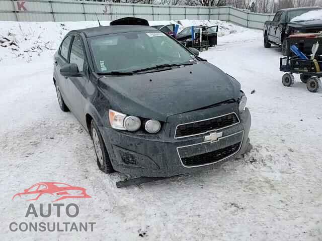 CHEVROLET SONIC 2013 - 1G1JA5SH5D4172257