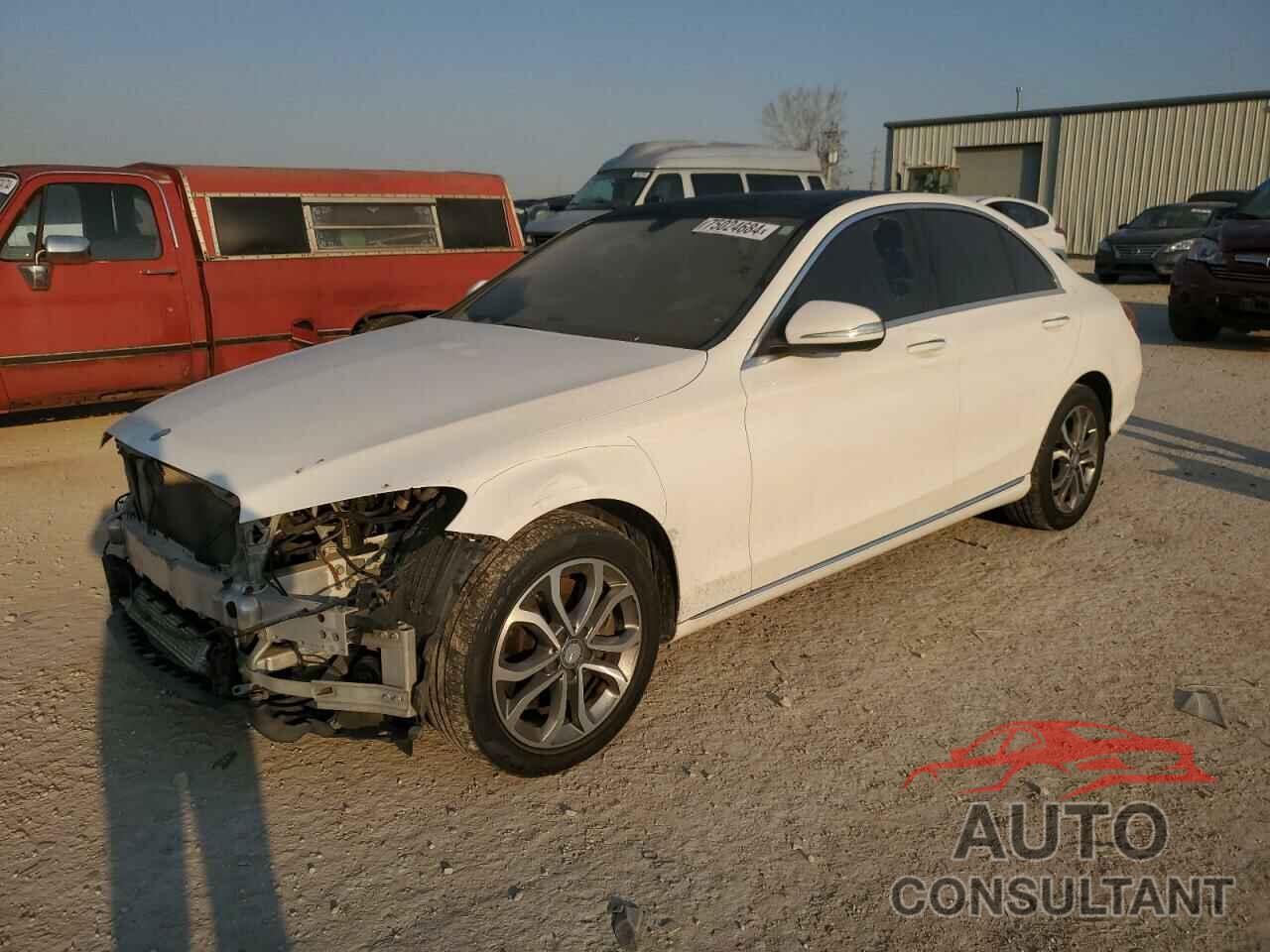 MERCEDES-BENZ C-CLASS 2015 - 55SWF4KB5FU048245