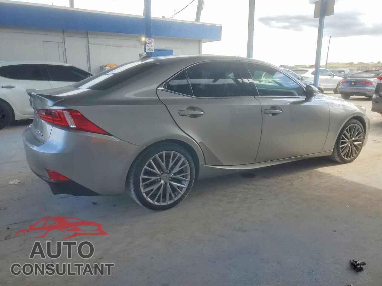 LEXUS IS 2015 - JTHCF1D20F5025293