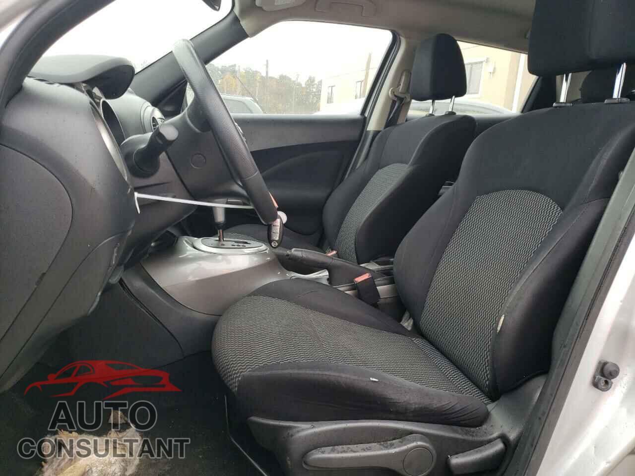NISSAN JUKE 2015 - JN8AF5MV1FT558649
