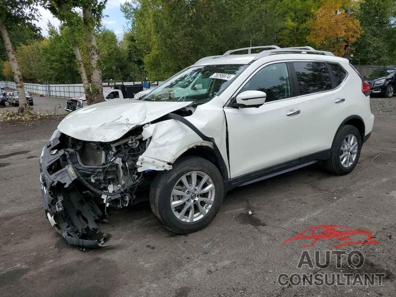 NISSAN ROGUE 2017 - 5N1AT2MM1HC755877