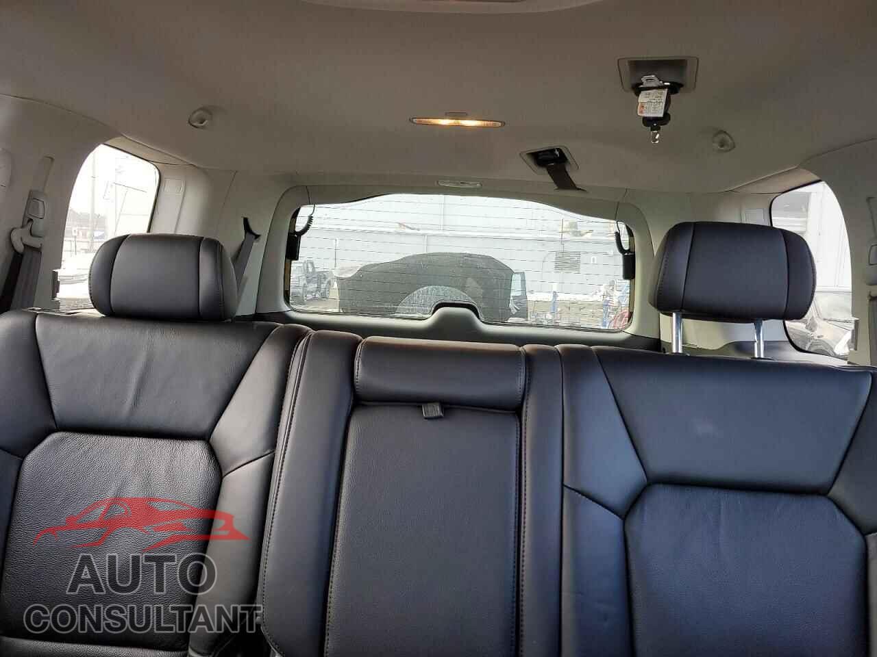 HONDA PILOT 2011 - 5FNYF4H53BB095778