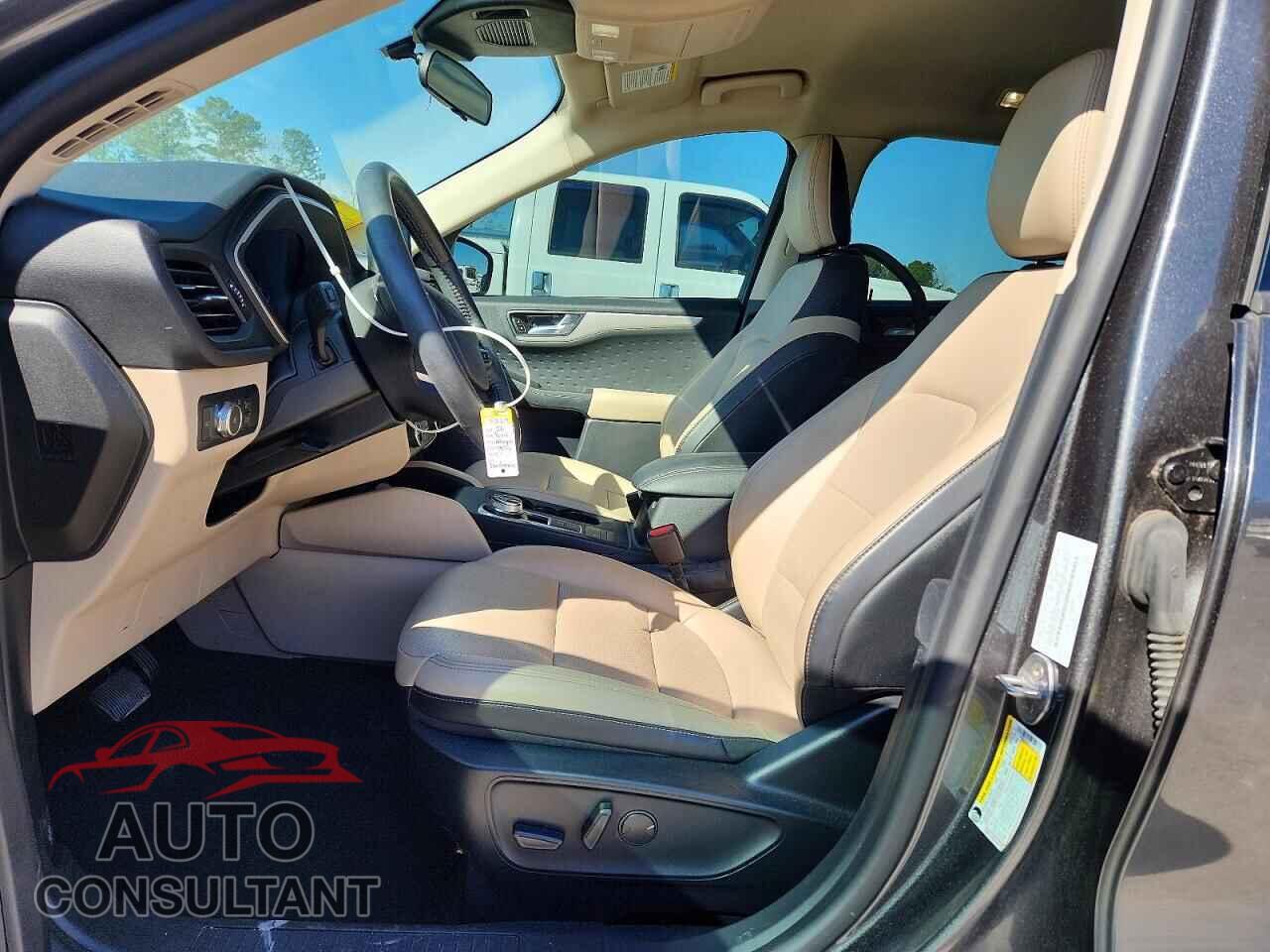 FORD ESCAPE 2020 - 1FMCU0H62LUA67198