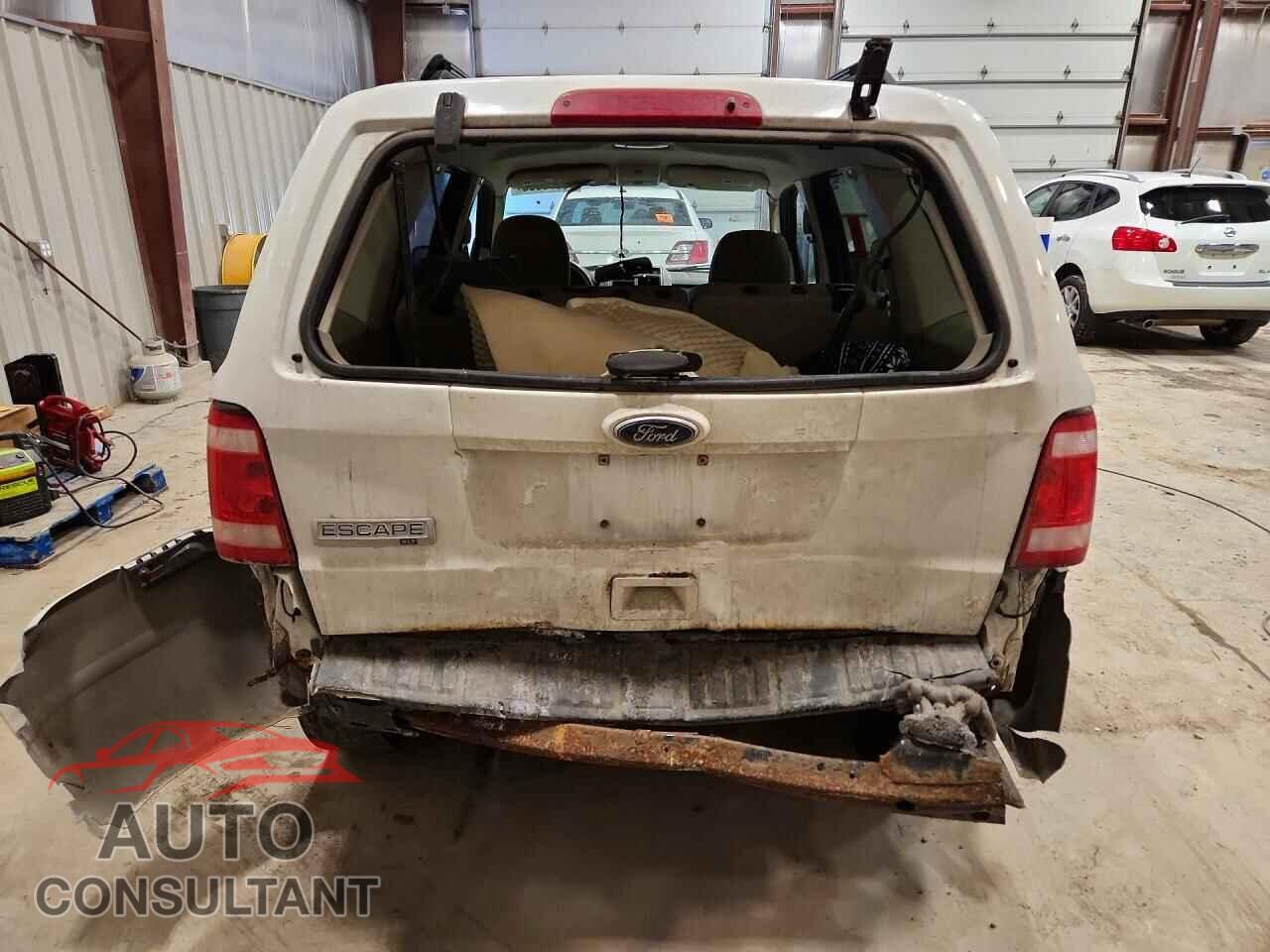 FORD ESCAPE 2011 - 1FMCU9D77BKC38296