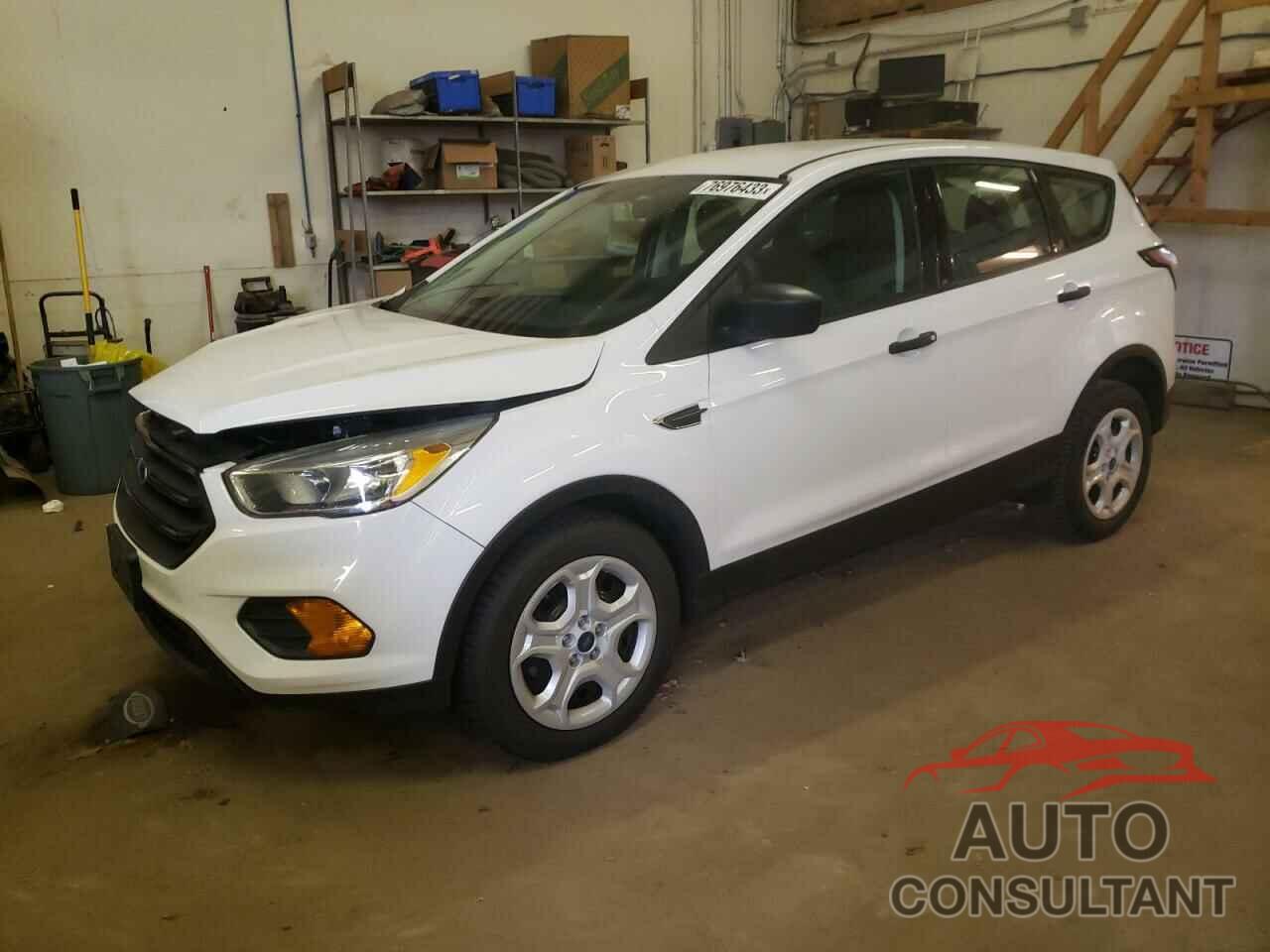 FORD ESCAPE 2017 - 1FMCU0F78HUF08254