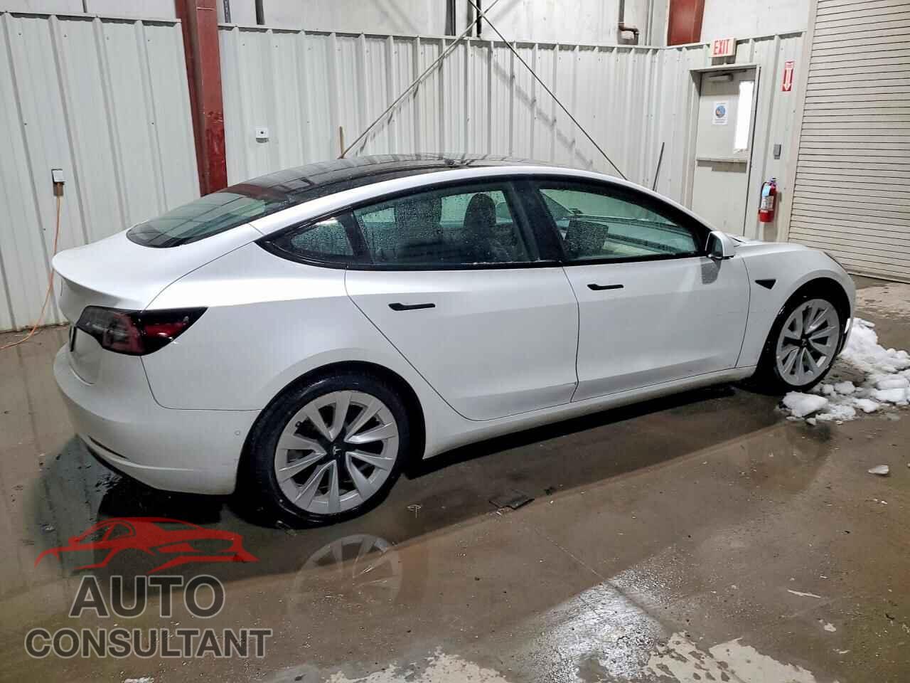 TESLA MODEL 3 2022 - 5YJ3E1EA6NF371971