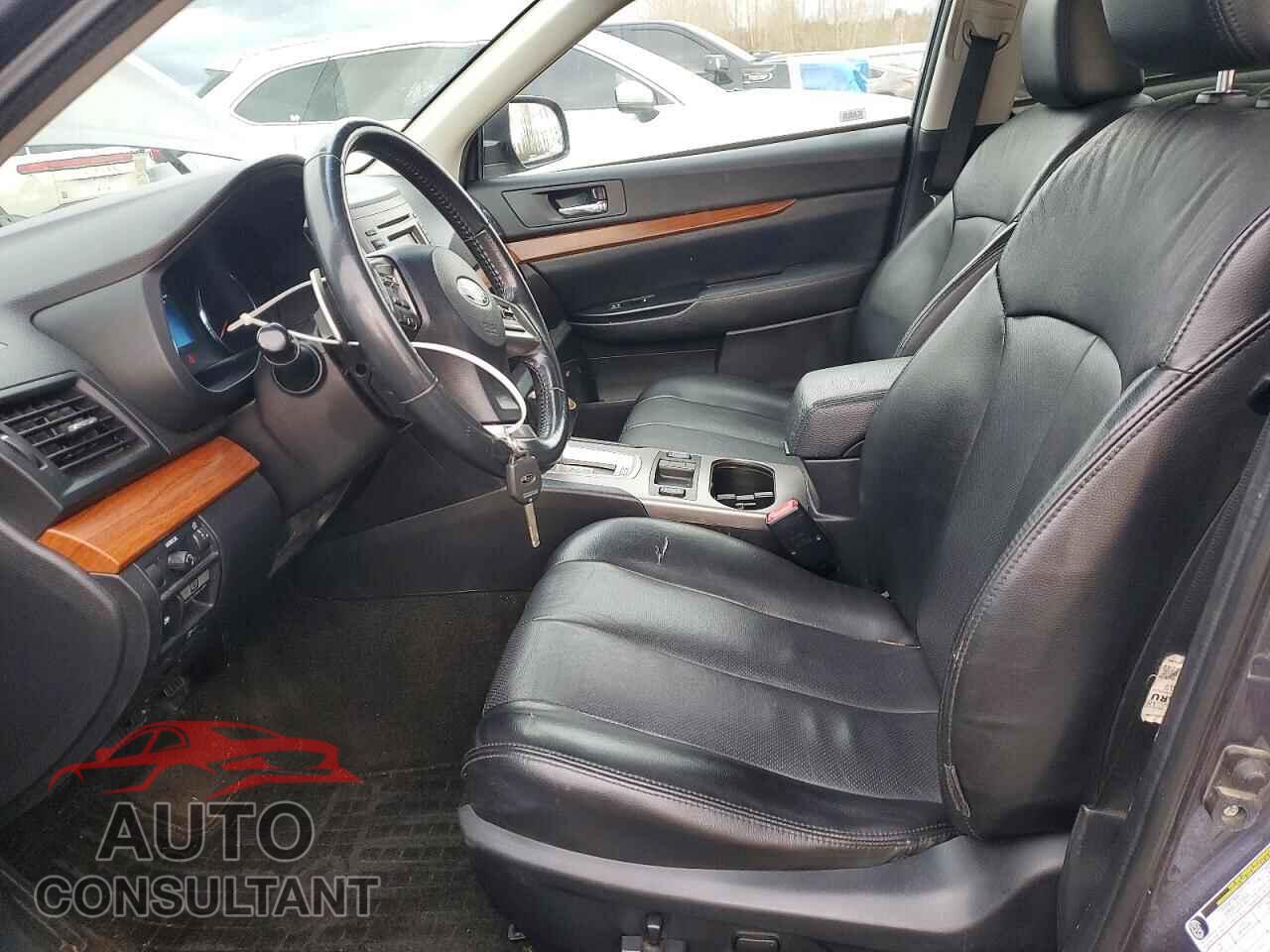 SUBARU OUTBACK 2014 - 4S4BRBLC0E3299345