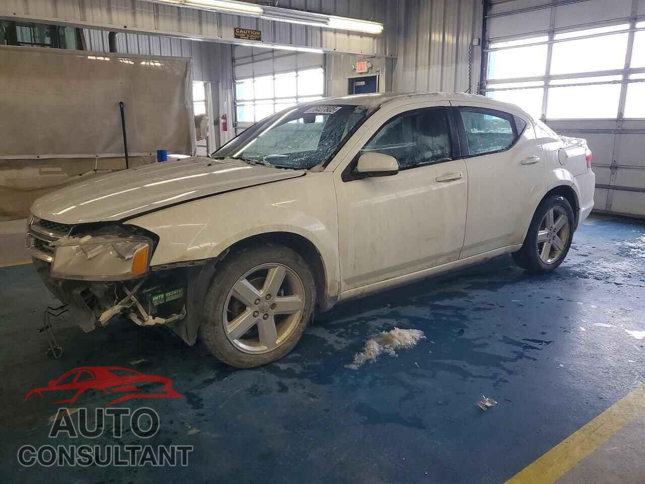 DODGE AVENGER 2011 - 1B3BD1FB0BN557347