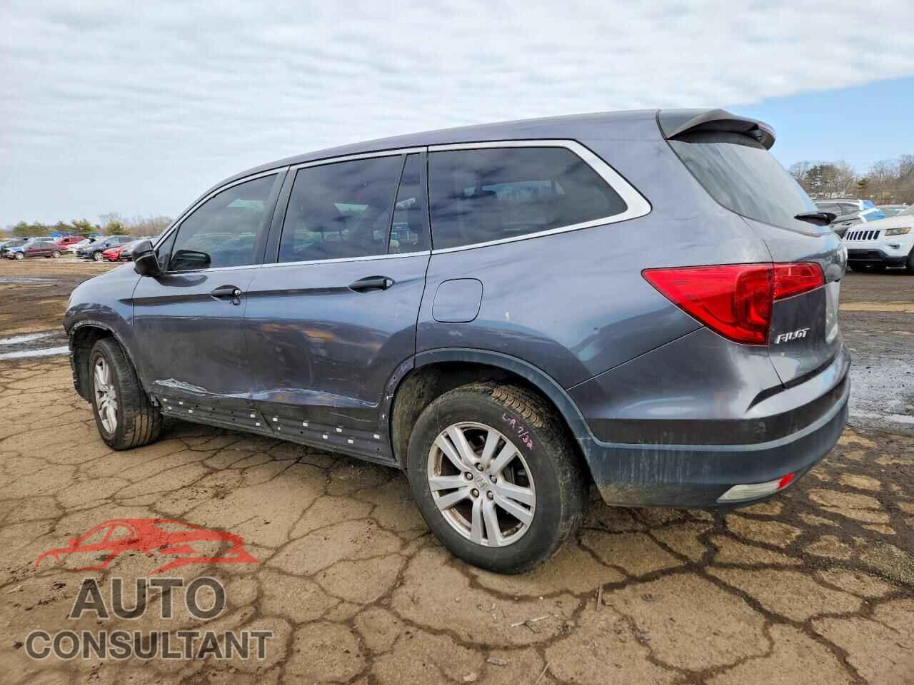 HONDA PILOT 2017 - 5FNYF6H17HB026397