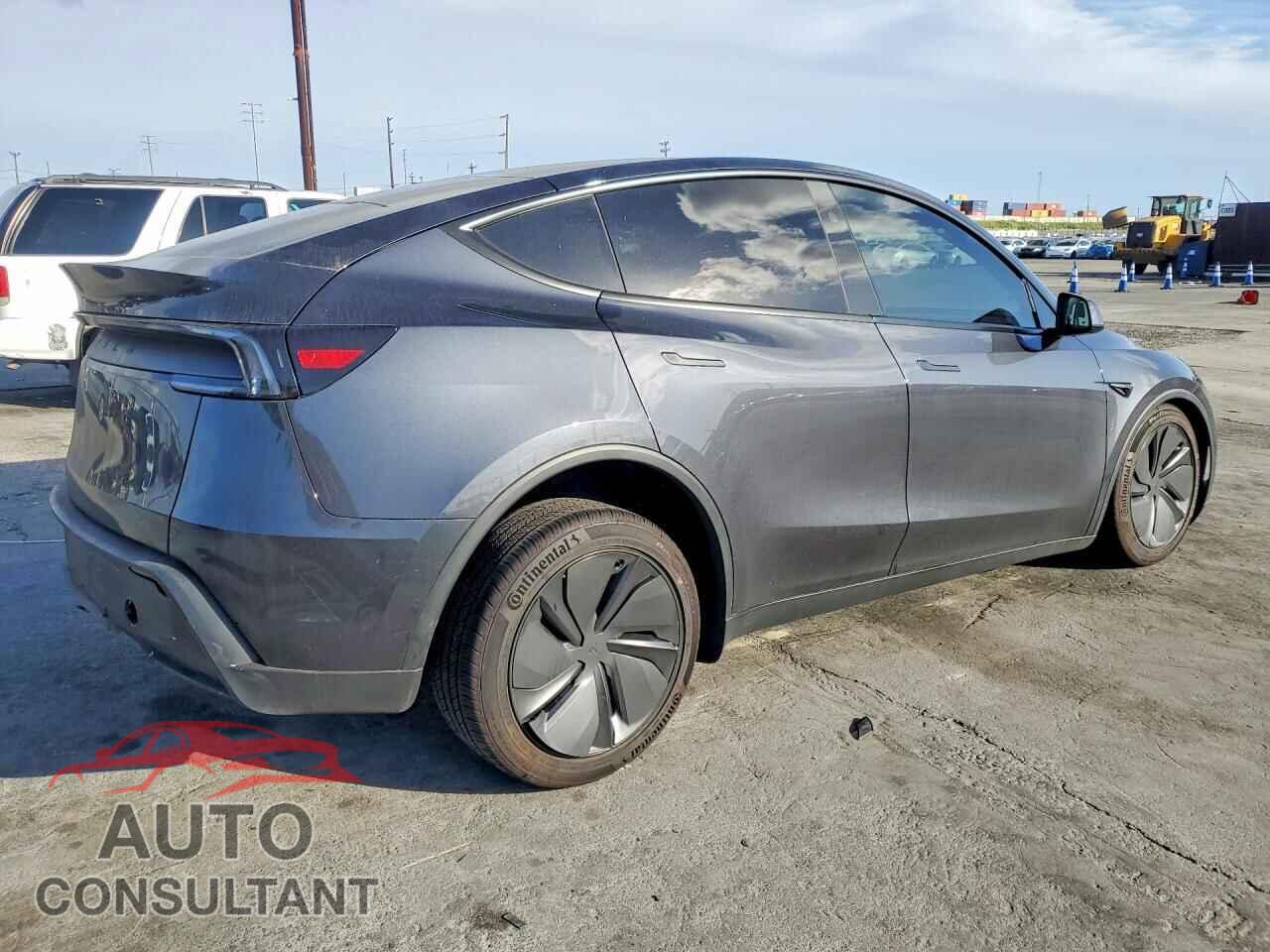 TESLA MODEL Y 2026 - 7SAYGDEDXTF386985