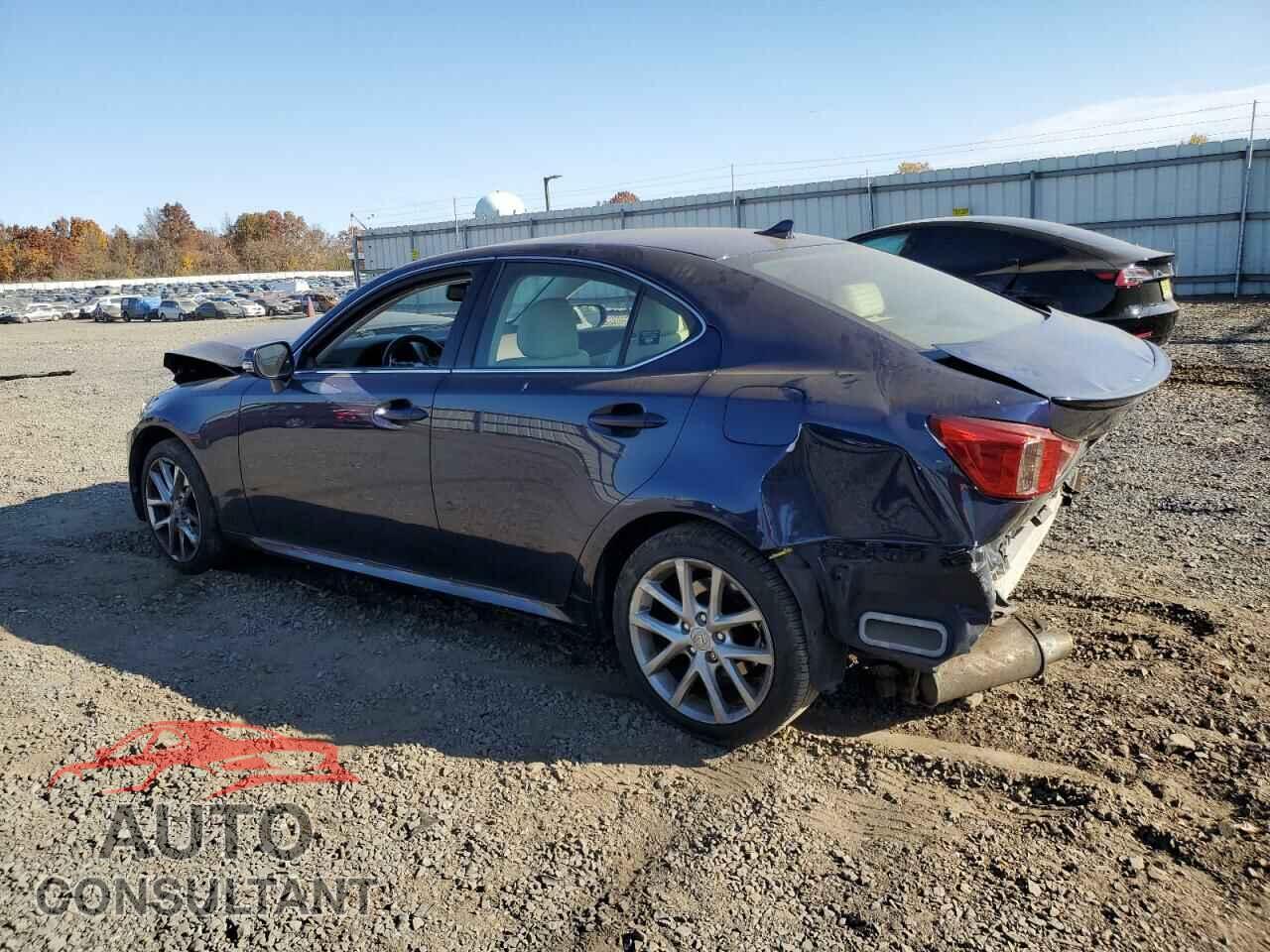 LEXUS IS 2012 - JTHCF5C2XC5060346