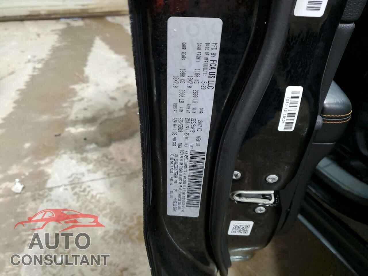 JEEP COMPASS 2020 - 3C4NJDCB2LT236180