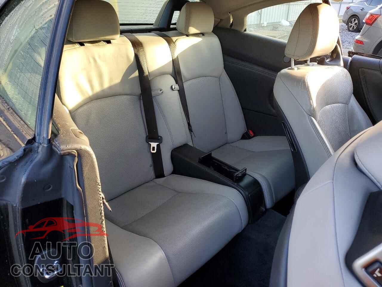 LEXUS IS 250C 2012 - JTHFF2C21C2525660