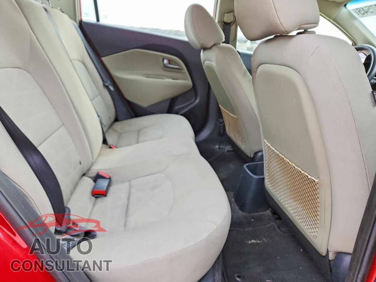 KIA RIO 2015 - KNADM4A37F6464847