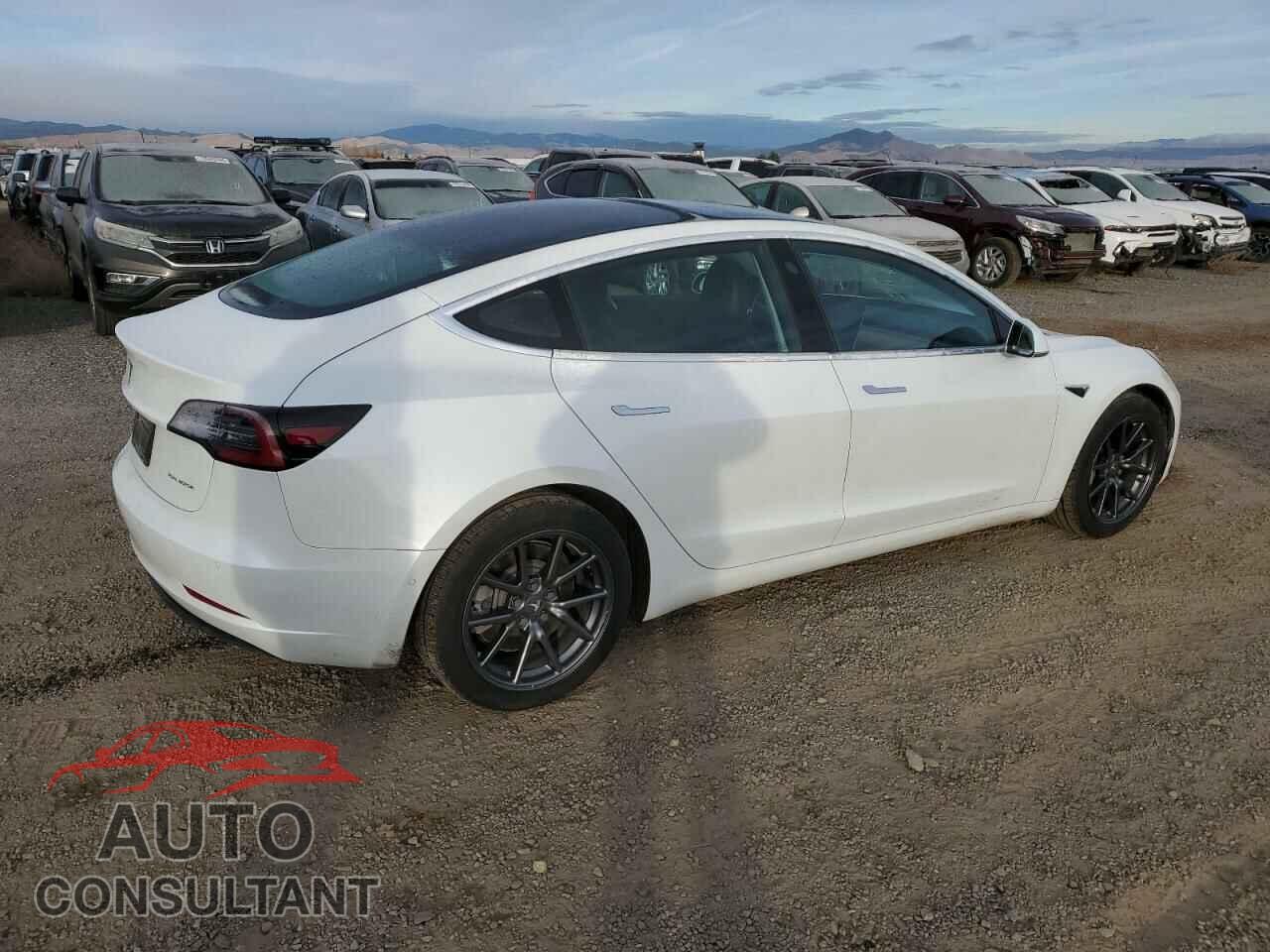 TESLA MODEL 3 2020 - 5YJ3E1EB5LF617818