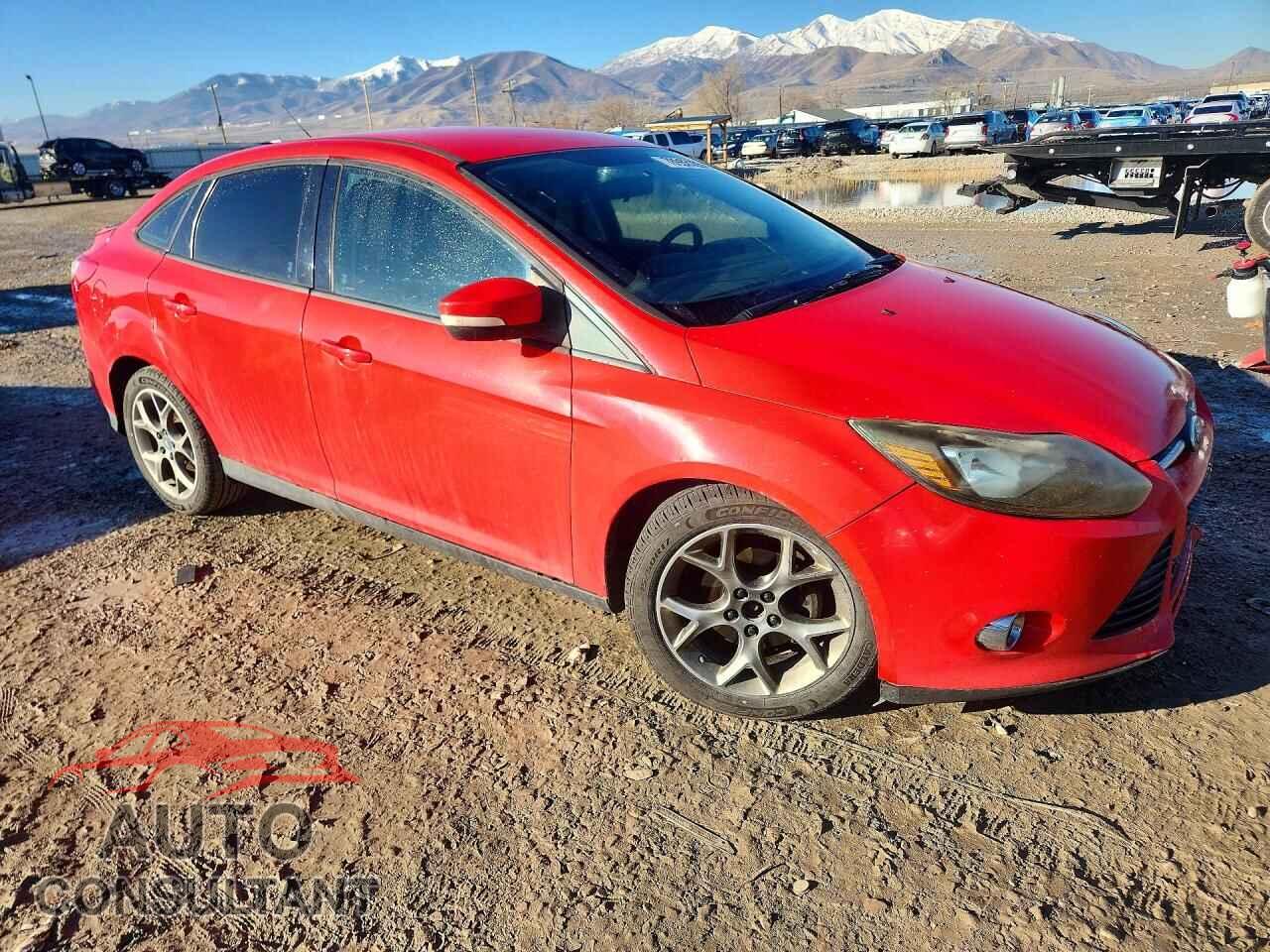 FORD FOCUS 2013 - 1FADP3F21DL196502
