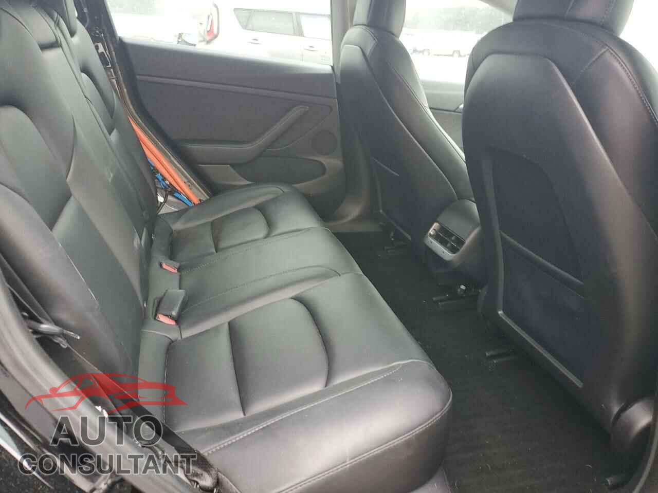 TESLA MODEL 3 2021 - 5YJ3E1EA2MF016391