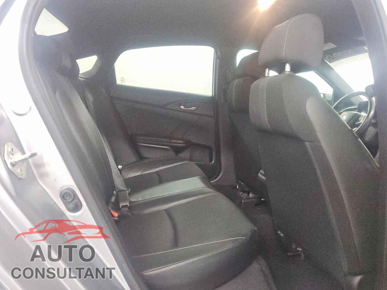 HONDA CIVIC 2019 - 2HGFC2F82KH503457