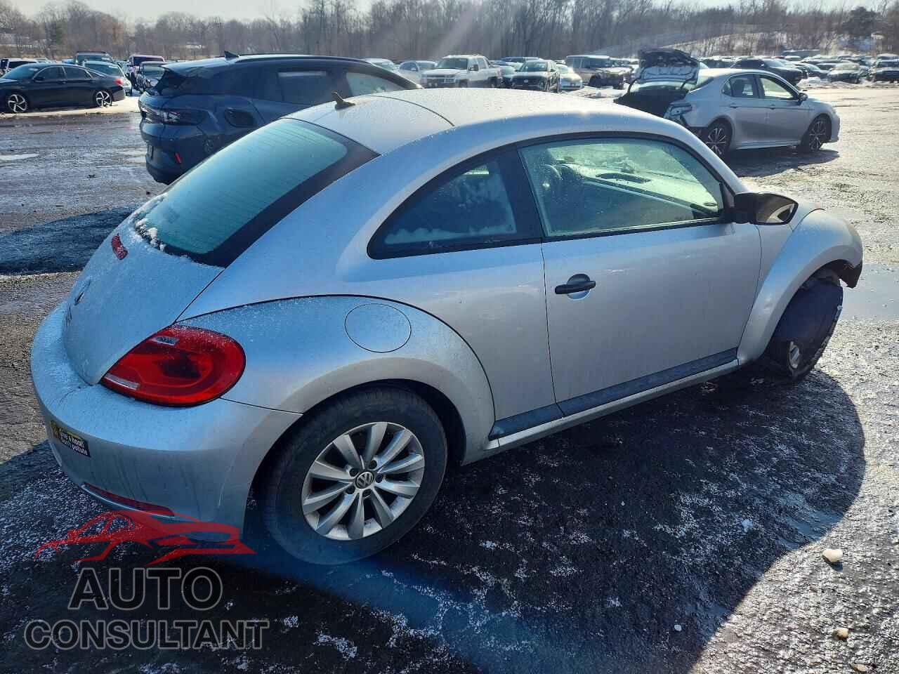 VOLKSWAGEN BEETLE 2014 - 3VWFP7AT9EM626011