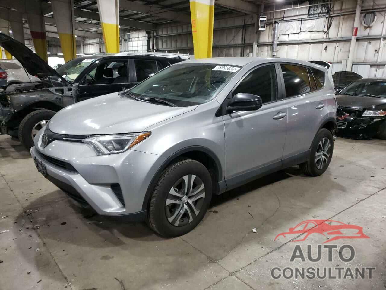 TOYOTA RAV4 2018 - 2T3BFREV1JW753646