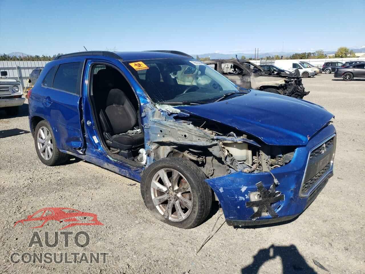 MITSUBISHI OUTLANDER 2015 - 4A4AR4AW7FE029018