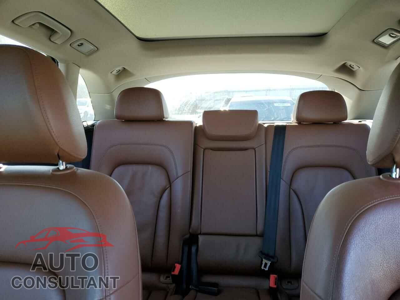 AUDI Q5 2012 - WA1LFCFP1CA116740