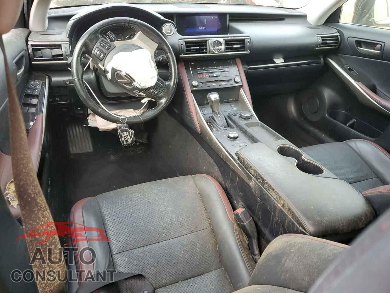 LEXUS IS 2017 - JTHBA1D22H5052976